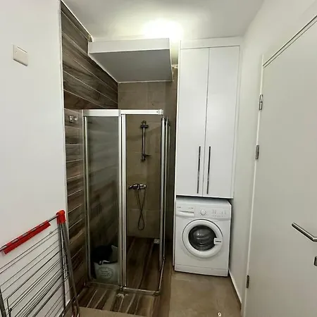 Center 2 Bedrooms Magic *